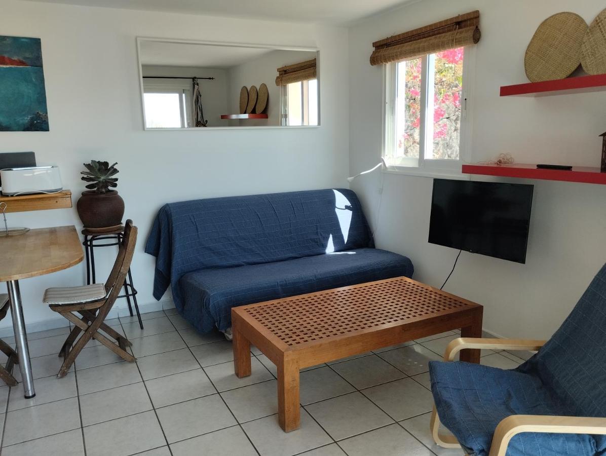 Beautiful Small Bungalow, Amazing Views And Garden Famara Exterior foto